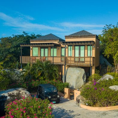 Lower Bedrooms from Driveway